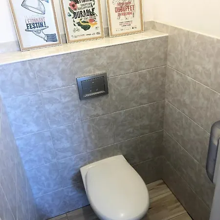 Team House - 8 Lits Lägenhet *